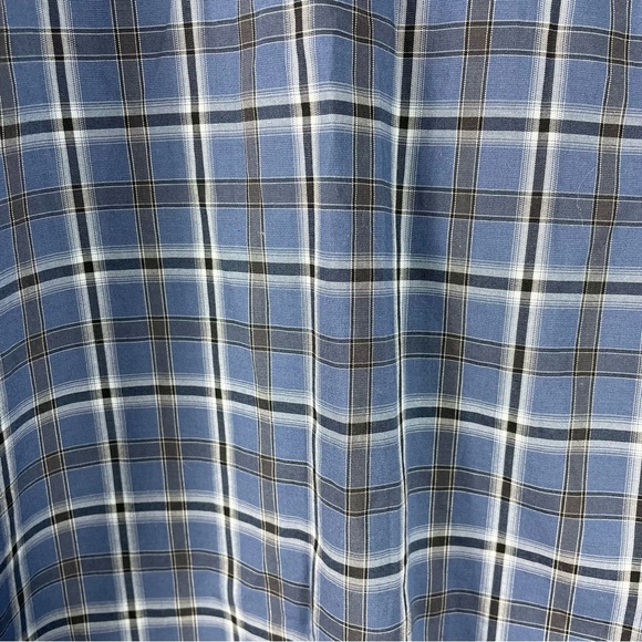 Jos A Banks || Travel Tech Plaid Button Down Size M - Picture 7 of 7